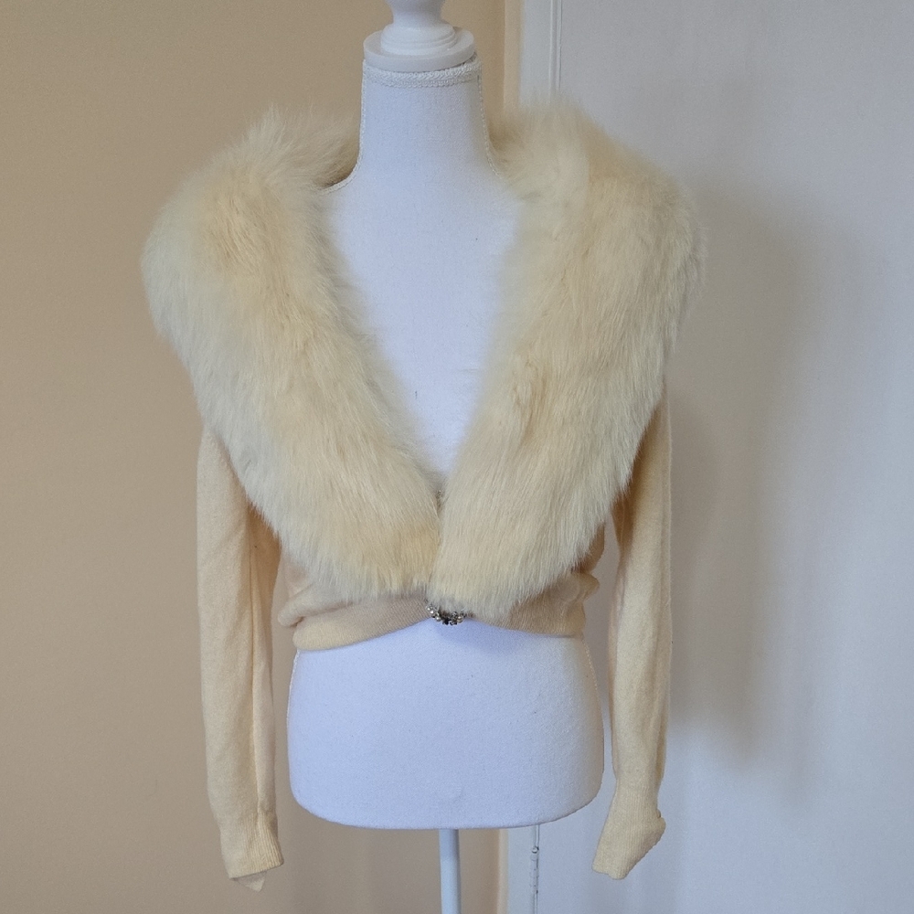 Vintage Cashmere and Artic Fox Fur Collar Sweater M - Picture 2 of 12